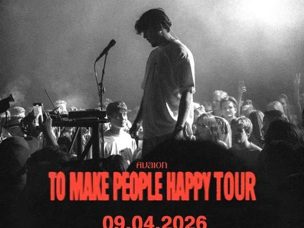AVAION – TO MAKE PEOPLE HAPPY TOUR